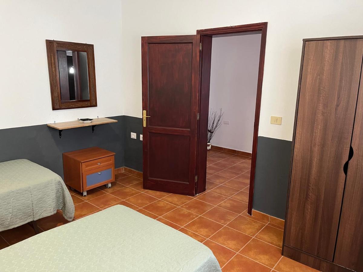 Casa De Campo Yuco Tinajo Bagian luar foto